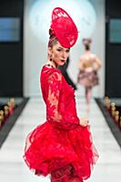 Показ Вячеслава Зайцева. Estet Fashion Week. Росси