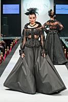 Показ Вячеслава Зайцева. Estet Fashion Week. Росси