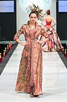 Показ Вячеслава Зайцева. Estet Fashion Week. Росси