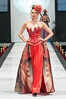 Показ Вячеслава Зайцева. Estet Fashion Week. Росси