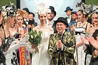 Показ Вячеслава Зайцева. Estet Fashion Week. Росси