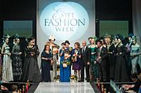 Показ Вячеслава Зайцева. Estet Fashion Week. Росси