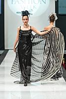 Показ Вячеслава Зайцева. Estet Fashion Week. Росси