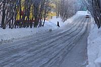 Мурманская область.Кировск.Сугробы на улицах город