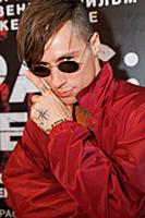 Daniel Joy. Группа «Quest Pistols Show». Пресс-пок