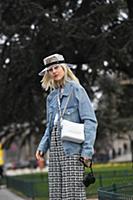 Linda Tol. Street Style, Fall Winter 2018, Paris F