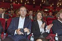 Денис Мантуров с супругой. Премьера фильма «Балкан