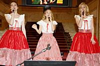 Молодые артисты театра. Церемония открытия памятно